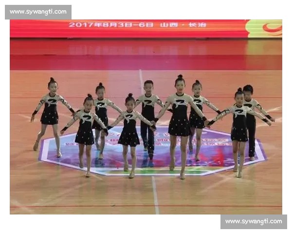 中学生健美竞技风采展示与体魄塑造全景解析